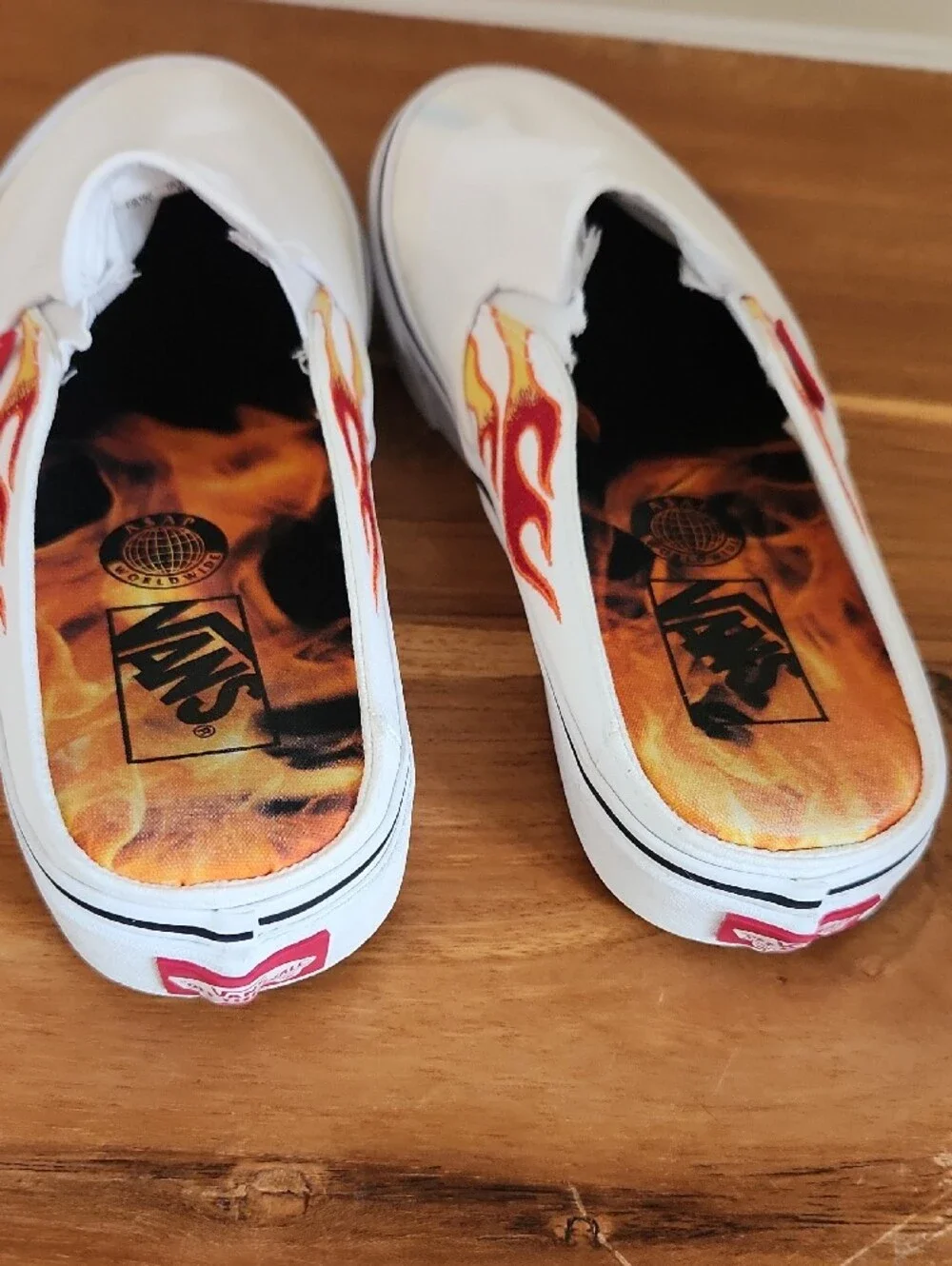 Vans very good